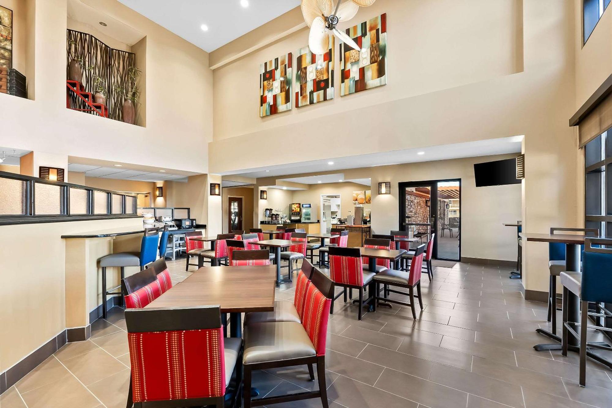 Comfort Suites Panama City Near Tyndall Afb Buitenkant foto